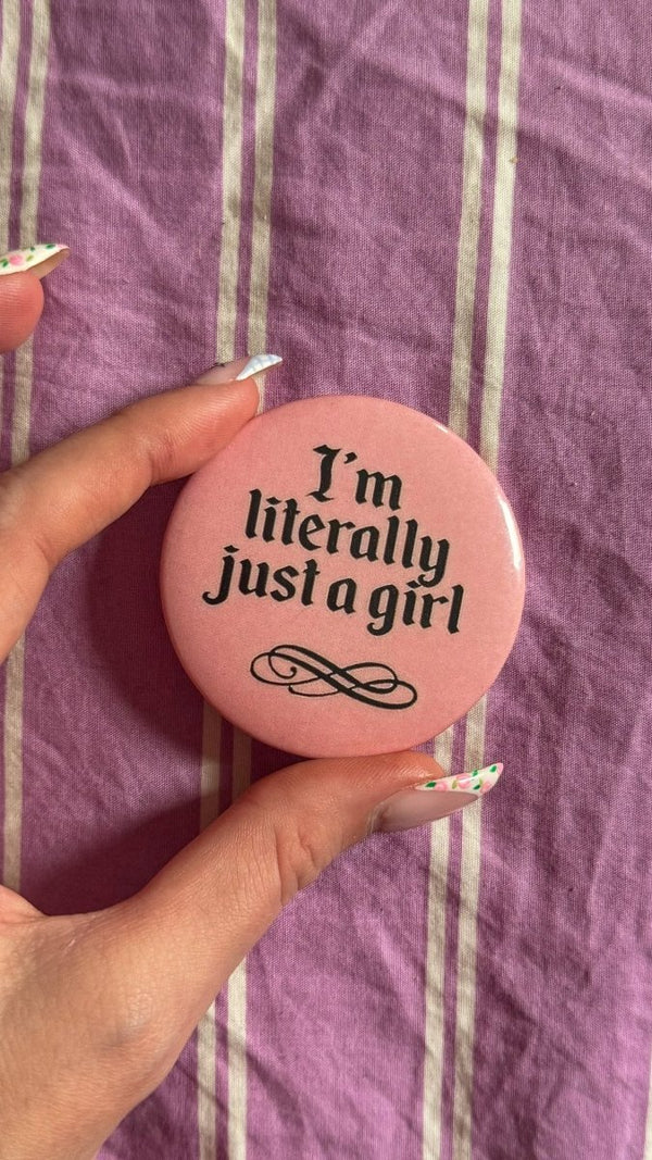 BUTTONS/PIN BADGES?! - Martina's Tiny StoreMartina's Tiny Store