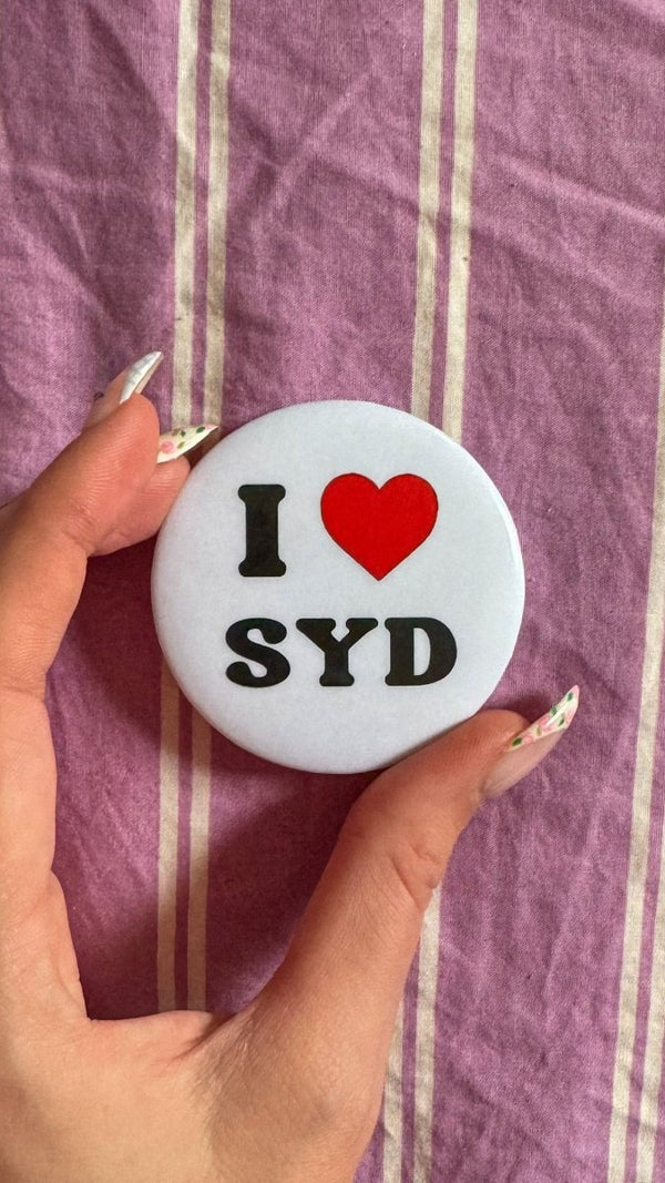 BUTTONS/PIN BADGES?! - Martina's Tiny StoreMartina's Tiny Store